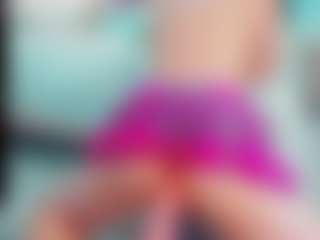 EmilySaaenz's Live Sex Cam Show