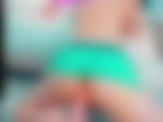 EmilySaaenz's Live Sex Cam Show