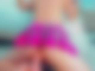 EmilySaaenz's Live Sex Cam Show