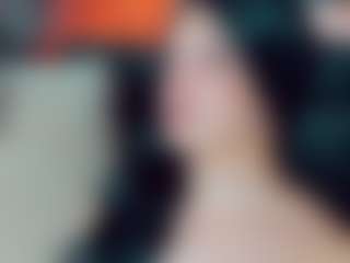 EmmaSaenz's Live Sex Cam Show