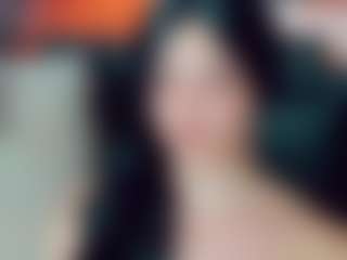 EmmaSaenz's Live Sex Cam Show