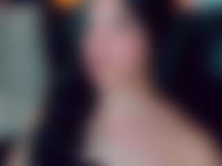 EmmaSaenz's Live Sex Cam Show