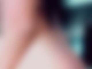 EmmaSaenz's Live Sex Cam Show