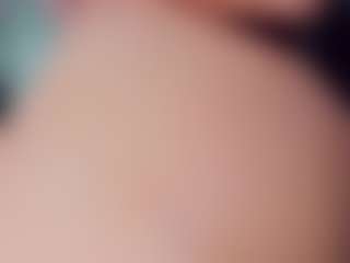 EmmaSaenz's Live Sex Cam Show