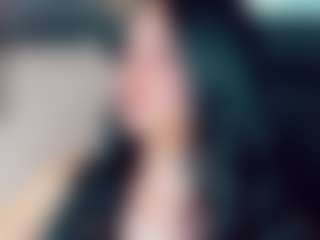 EmmaSaenz's Live Sex Cam Show