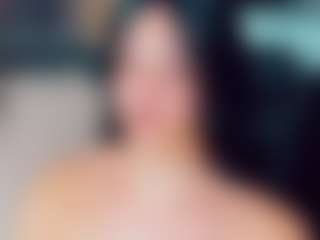 EmmaSaenz's Live Sex Cam Show
