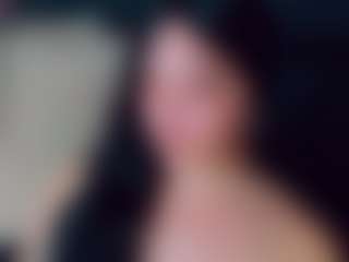 EmmaSaenz's Live Sex Cam Show
