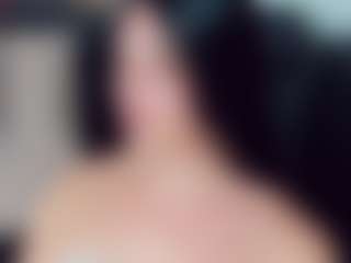 EmmaSaenz's Live Sex Cam Show