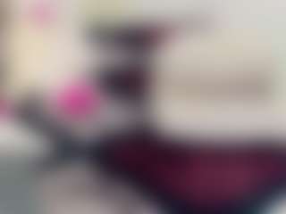 EmmaSaenz's Live Sex Cam Show