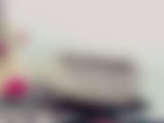 EmmaSaenz's Live Sex Cam Show