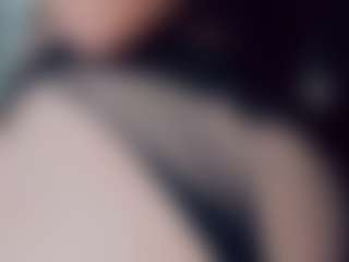 EmmaSaenz's Live Sex Cam Show