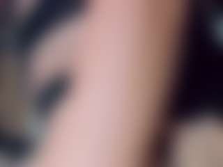 EmmaSaenz's Live Sex Cam Show