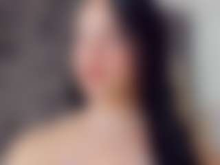 EmmaSaenz's Live Sex Cam Show
