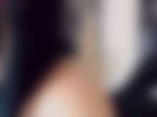 EmmaSaenz's Live Sex Cam Show