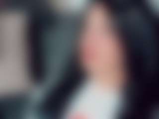 EmmaSaenz's Live Sex Cam Show