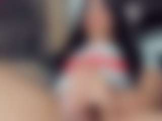 EmmaSaenz's Live Sex Cam Show
