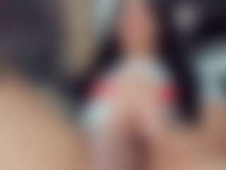 EmmaSaenz's Live Sex Cam Show