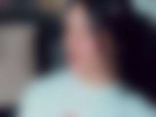 EmmaSaenz's Live Sex Cam Show