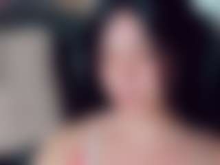 EmmaSaenz's Live Sex Cam Show