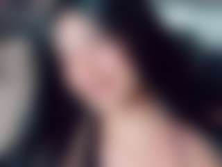 EmmaSaenz's Live Sex Cam Show
