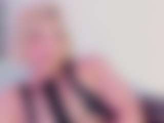 EmmaSaenz's Live Sex Cam Show