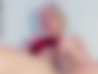 EmmaSaenz's Live Sex Cam Show