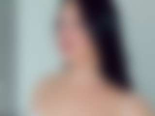 EmmaSaenz's Live Sex Cam Show