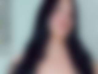 EmmaSaenz's Live Sex Cam Show