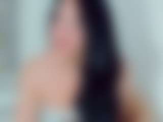 EmmaSaenz's Live Sex Cam Show