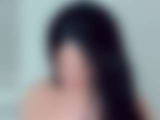 EmmaSaenz's Live Sex Cam Show