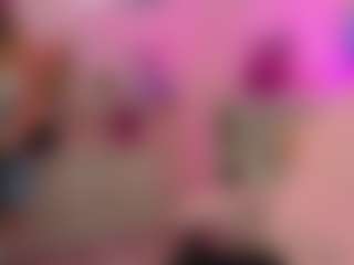 Live cam show with Megan - Upskirt on eurowanks.com