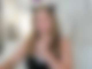Live cam show with Megan - Body Massage on friskycurves.com
