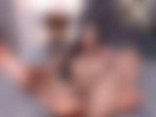 Live cam show with CarlosBangsYeidy - Ball Sucking on Camsoda