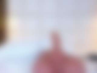 Live cam show with MaluDiazx - Oil on Free Soda