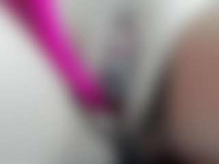 edwardtrans17's Live Sex Cam Show