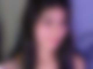 Live cam show with LissaaWild - Flashing on Instabang