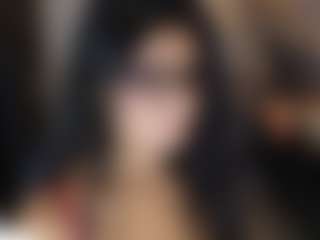 Live cam show with LissaaWild - Camel Toe on slutload