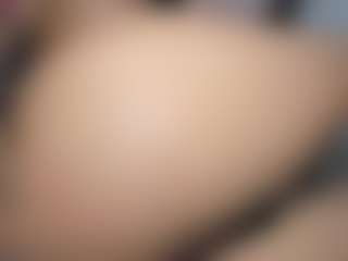 Live cam show with AMELIE - Solo on AdultVida.com
