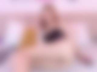 Live cam show with Chloe Ferreira - Long Legs on Hubzter Live