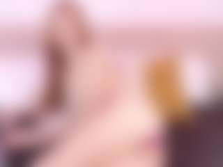 Live cam show with Chloe Ferreira - Shaved on Camsoda