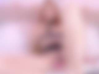 Live cam show with Chloe Ferreira - Twerk on sexylive.show