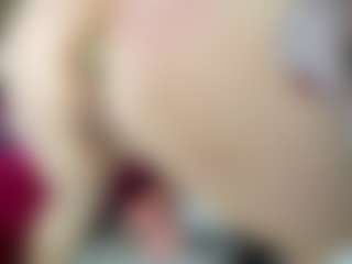 Live cam show with taamaraaa - Granny Dildo on Dolls Live