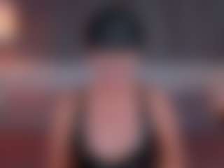 Live cam show with Matilda - Bra on Stripli.com