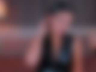 Live cam show with Matilda - Fishnets on fuklive.com