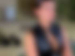 Live cam show with Matilda - Oil on Streamer API