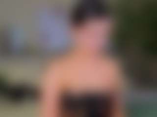 Live cam show with Matilda - Smoking on SquirtSoMuch