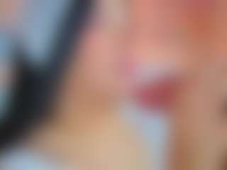 Live cam show with Lia Cox - White on CamwithHer | colombia