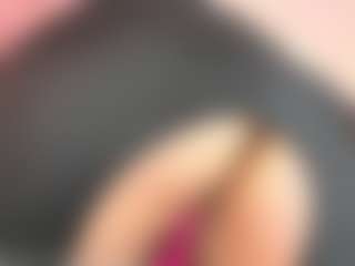 Lia Cox's Live Sex Cam Show