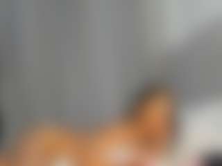 Hot-Mamacitah's Live Sex Cam Show