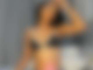 Hot-Mamacitah's Live Sex Cam Show